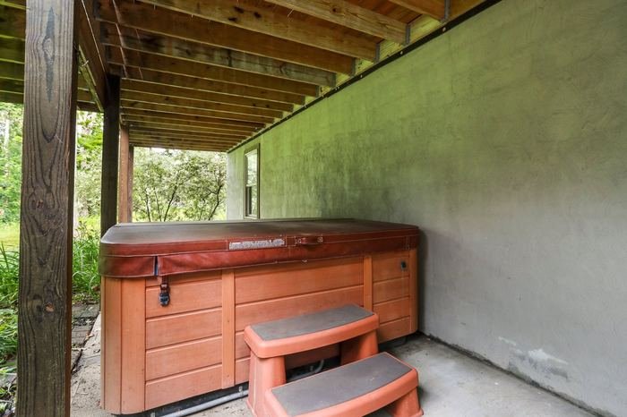 Private Hot Tub