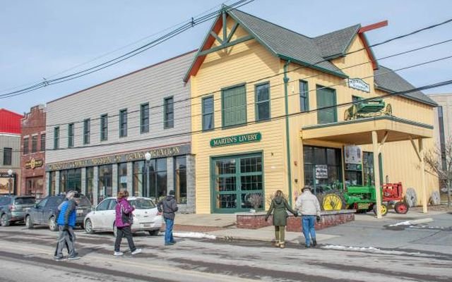 Downtown Oakland & Vagabond Taproom