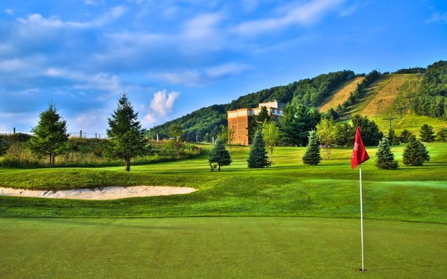 Fantasy Valley Golf Course (Wisp)