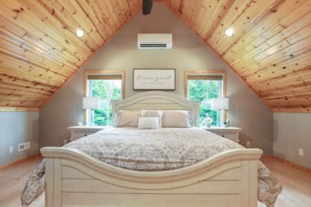 2nd Floor King Bed 2nd Floor King Bed